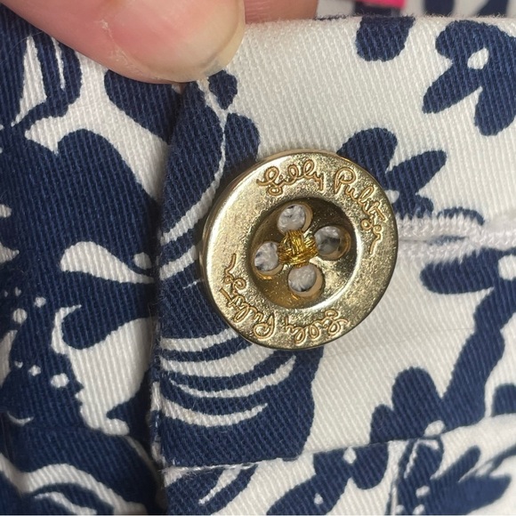 Lilly Pulitzer Jayne Stretch Shorts Lobster Krillin' It Oyster Bay Blue 0 - Picture 7 of 10